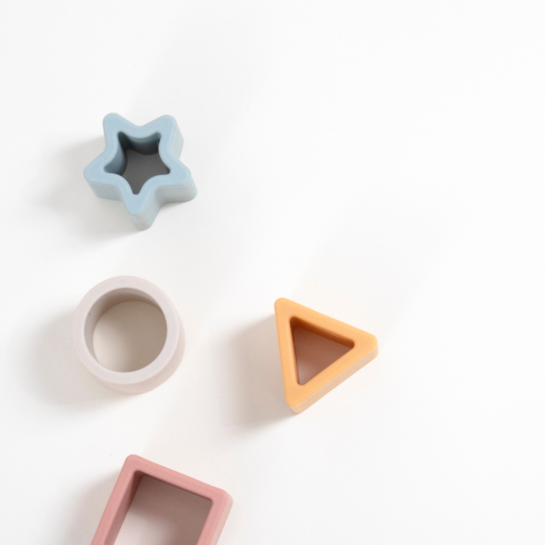 Guide to Safe Baby Toys for Newborns
