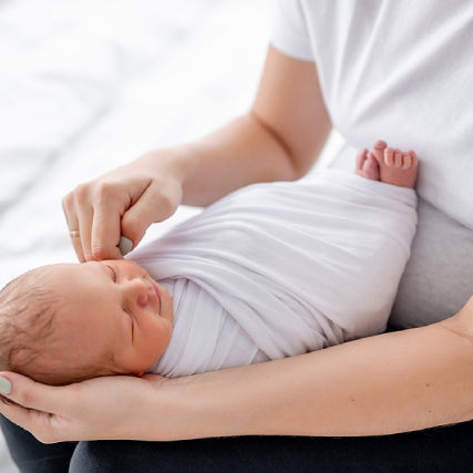 Swaddle Secrets: Expert Tips for a Happy, Well-Rested Baby