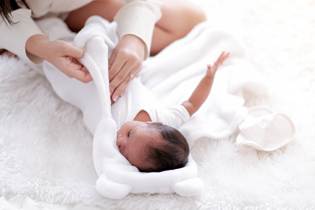 When Do You Stop Swaddling Babies? Your Questions Answered