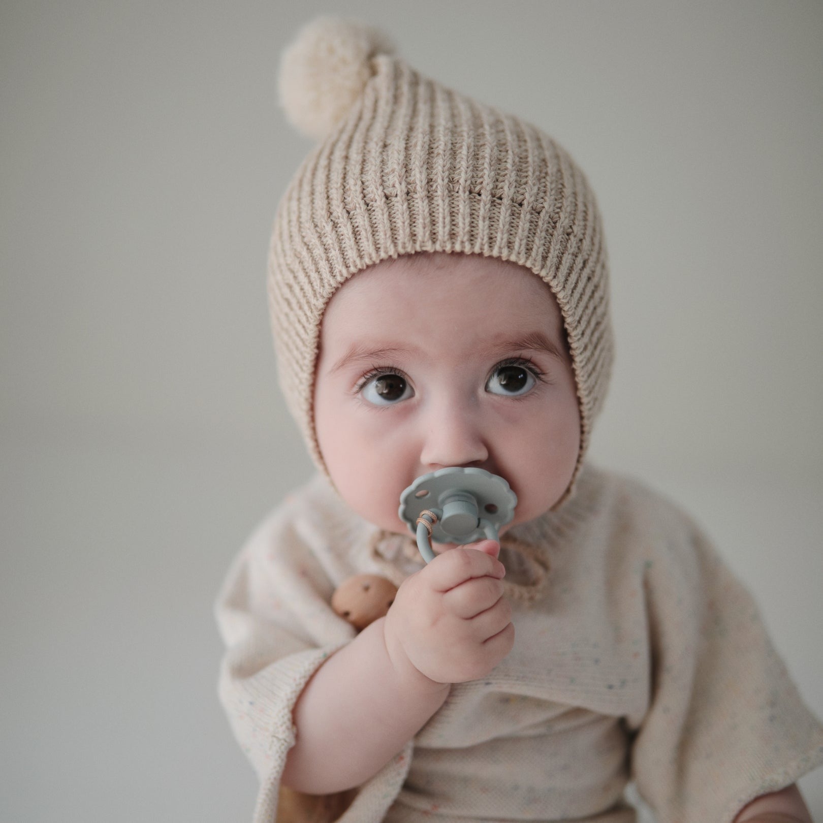 Daisy Silicone Pacifier Colorblock (Breeze)