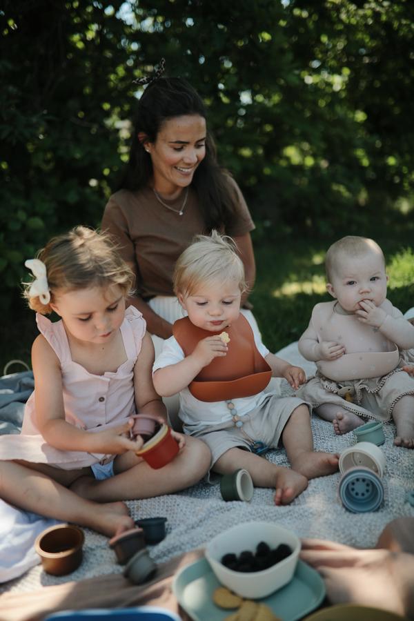 Silicone Baby Bib (Sun Orange)