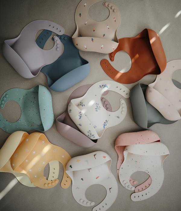 Silicone Baby Bib (Vanilla Confetti)
