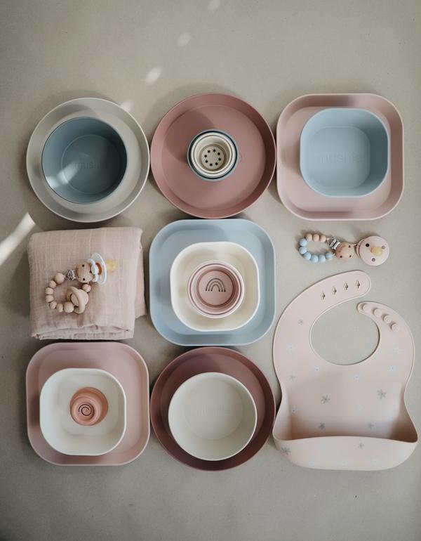 Square Dinnerware Plates, Set of 2 (Blush)